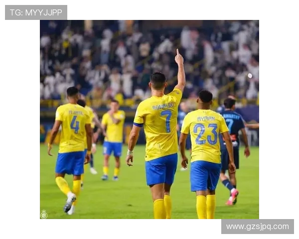 历届足球巨星回顾与荣耀时刻的全景展现